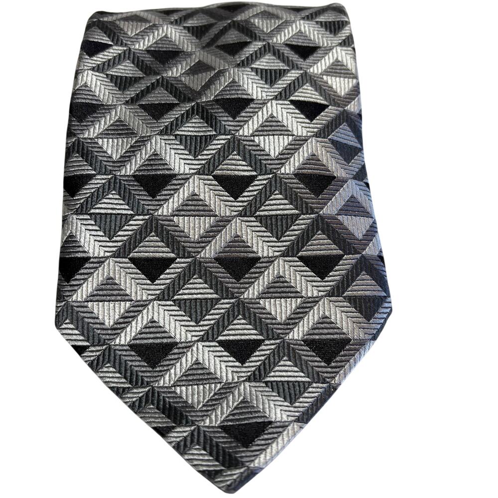 Montebello Men's Silk Necktie Gray and Black Geometric Pattern